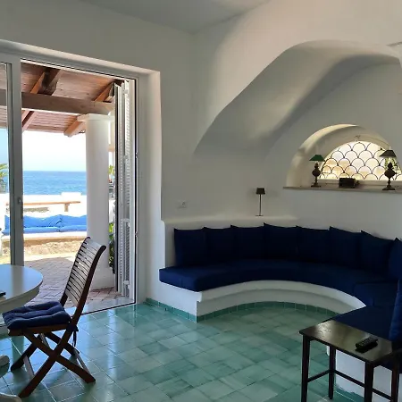 Nelinda Waterfront * Casamicciola Terme